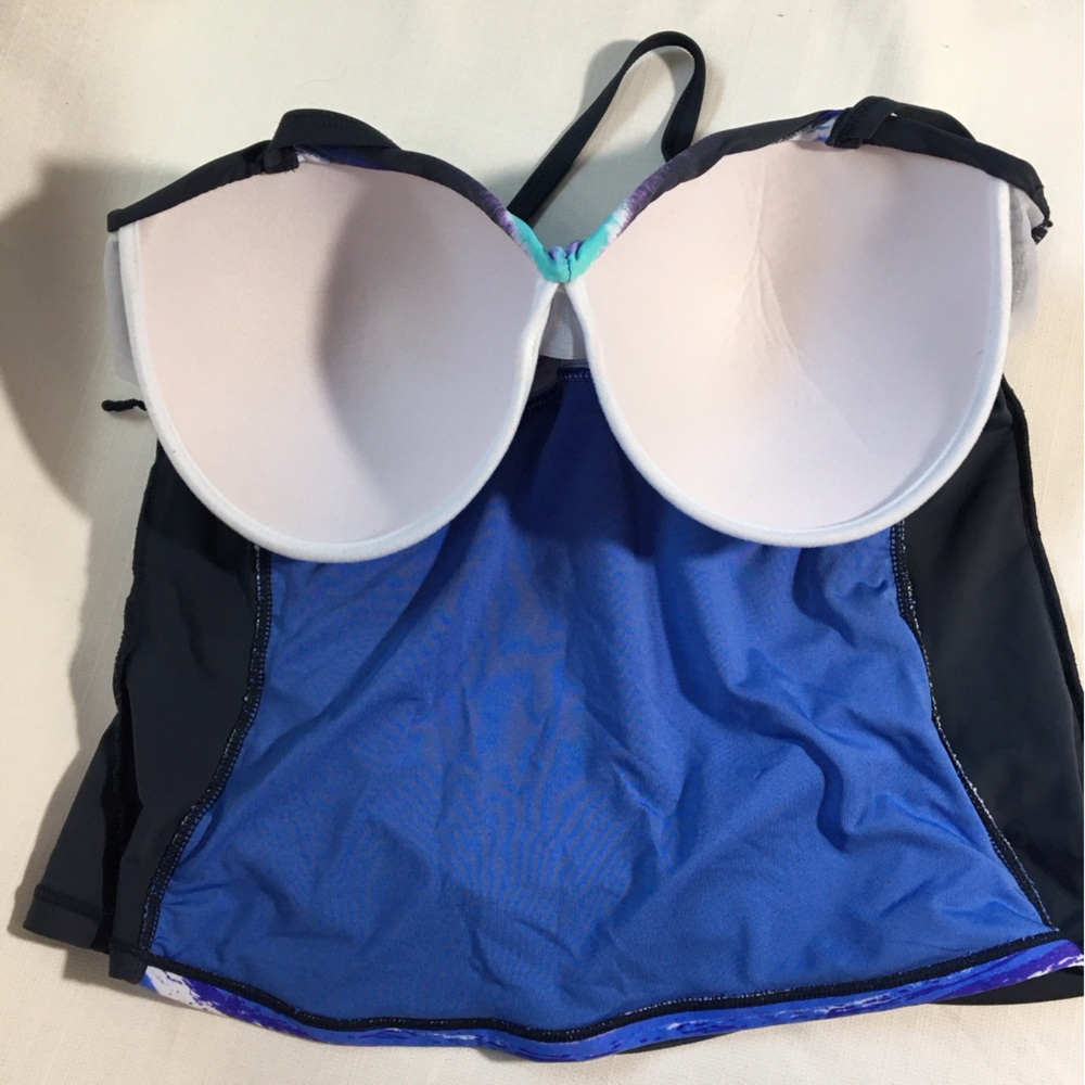 Free Country Crossback Rouched Tankini Top‎ - Picture 3 of 8